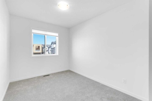 733 South Point Gate Sw, Airdrie, AB - Indoor Photo Showing Other Room