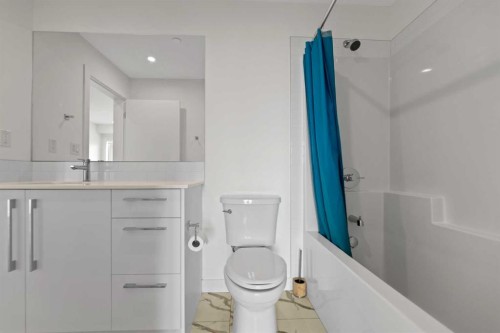 3620-60 Skyview Ranch Road Ne, Calgary, AB - Indoor Photo Showing Bathroom