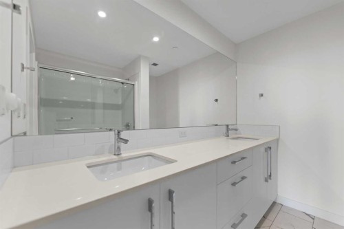 3620-60 Skyview Ranch Road Ne, Calgary, AB - Indoor Photo Showing Bathroom