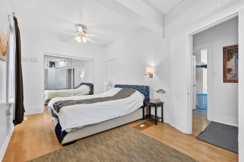 2130 20 Avenue, Bowden, AB - Indoor Photo Showing Bedroom