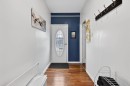 2130 20 Avenue, Bowden, AB  - Indoor Photo Showing Other Room 
