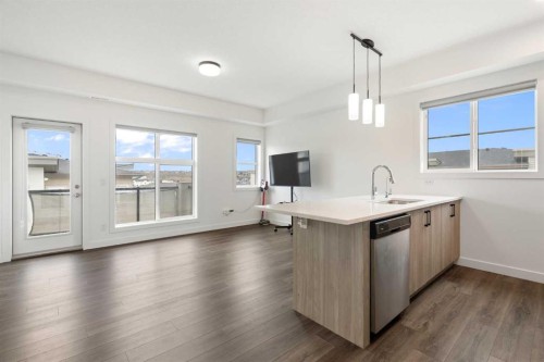 122 Spring Creek Common Sw, Calgary, AB - Indoor