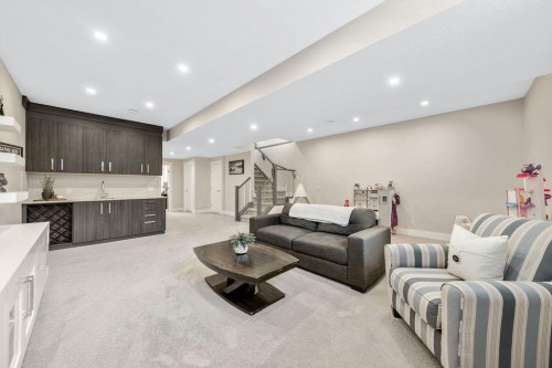 1126 40 Street Sw, Calgary, AB - Indoor