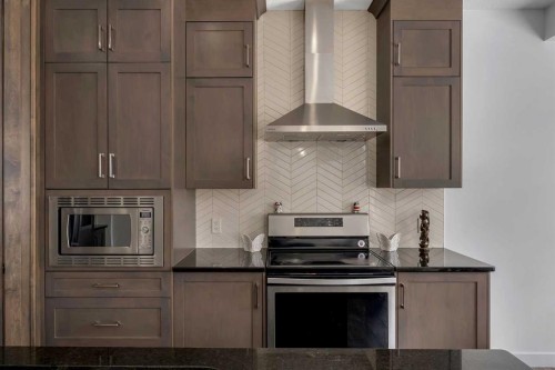 43 Saddlelake Manor Ne, Calgary, AB - Indoor Photo Showing Kitchen