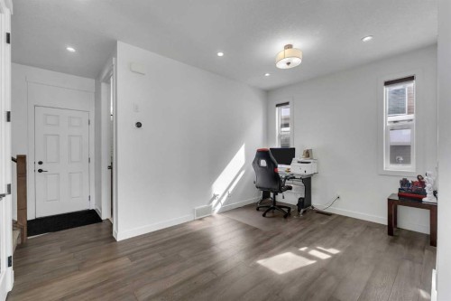 43 Saddlelake Manor Ne, Calgary, AB - Indoor