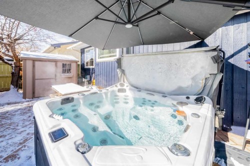 147 Midvalley Place Se, Calgary, AB - Outdoor With Exterior