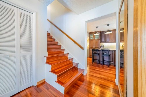 147 Midvalley Place Se, Calgary, AB - Indoor Photo Showing Other Room