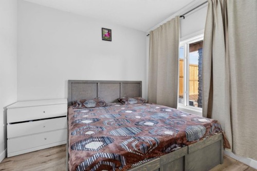 12 Cornerbrook Cove Ne, Calgary, AB - Indoor Photo Showing Bedroom