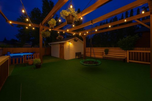 80 Taylor Way Se, Airdrie, AB - Outdoor