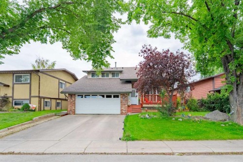 80 Taylor Way Se, Airdrie, AB - Outdoor With Facade