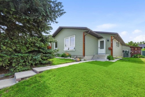 11 Beddington Green Ne, Calgary, AB - Outdoor