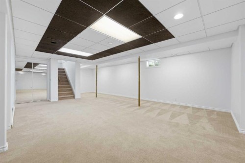 11 Beddington Green Ne, Calgary, AB - Indoor Photo Showing Other Room