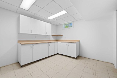 11 Beddington Green Ne, Calgary, AB - Indoor