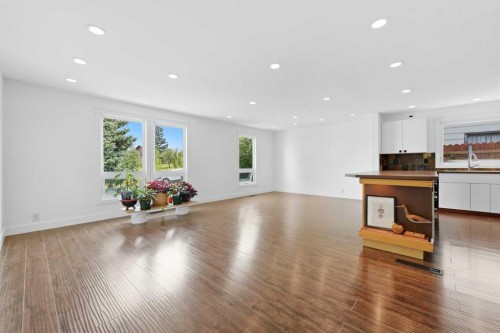 11 Beddington Green Ne, Calgary, AB - Indoor