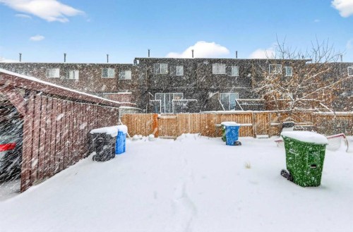 1502 Ranchlands Way Nw, Calgary, AB - Outdoor