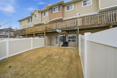 49 Royal Birch Mount Nw, Calgary, AB - Outdoor With Exterior