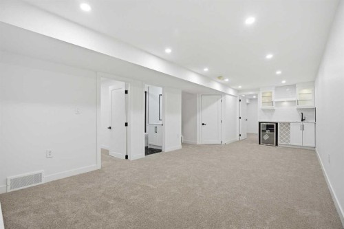 9407 Allison Drive Se, Calgary, AB - Indoor Photo Showing Other Room