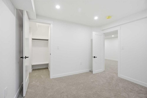 9407 Allison Drive Se, Calgary, AB - Indoor Photo Showing Other Room