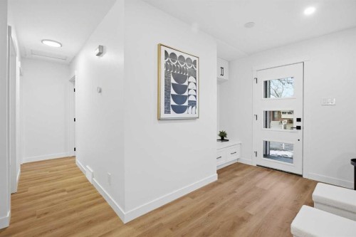 9407 Allison Drive Se, Calgary, AB - Indoor Photo Showing Other Room