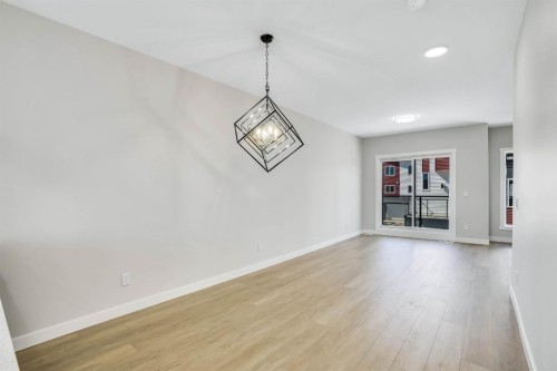 304 Red Sky Villas Ne, Calgary, AB - Indoor