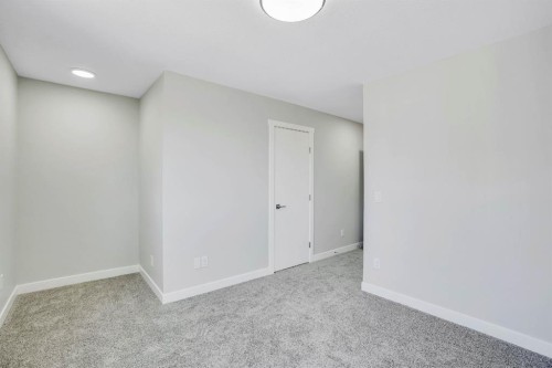 304 Red Sky Villas Ne, Calgary, AB - Indoor Photo Showing Other Room