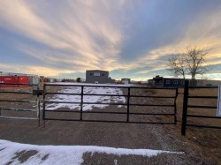 5423 Township Road 325 B Road Rural Mountain View County, AB T0M 1X0