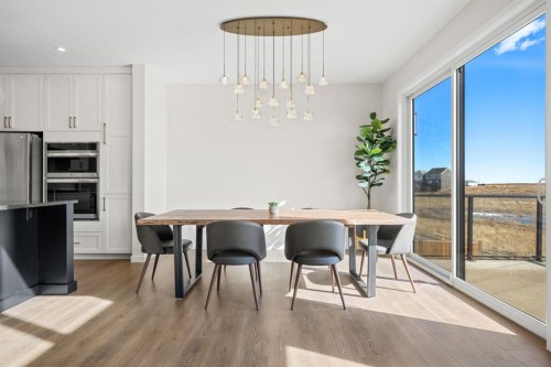 66 Savoy Landing Se, Calgary, AB - Indoor