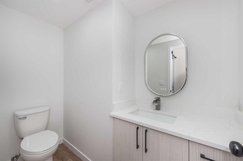 307 Hamptons Mews Nw, Calgary, AB - Indoor Photo Showing Bathroom