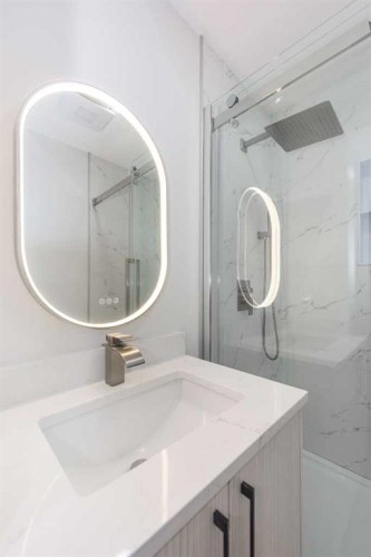 307 Hamptons Mews Nw, Calgary, AB - Indoor Photo Showing Bathroom