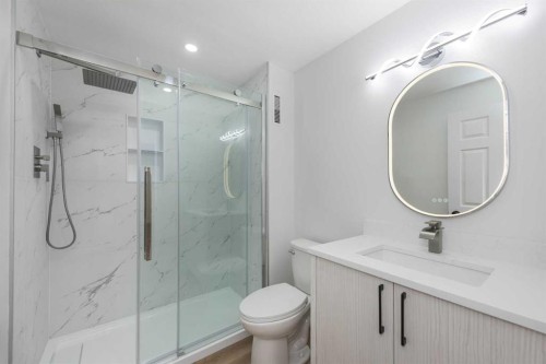 307 Hamptons Mews Nw, Calgary, AB - Indoor Photo Showing Bathroom