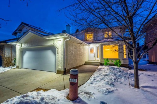 307 Hamptons Mews Nw, Calgary, AB - Outdoor