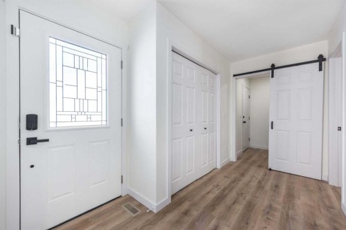 307 Hamptons Mews Nw, Calgary, AB - Indoor Photo Showing Other Room