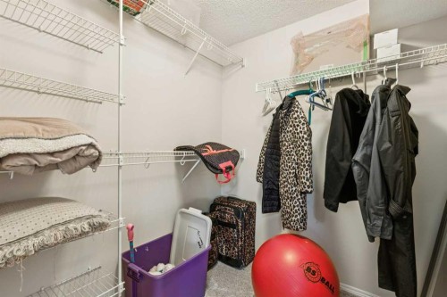 15008 Prestwick Boulevard Se, Calgary, AB - Indoor With Storage