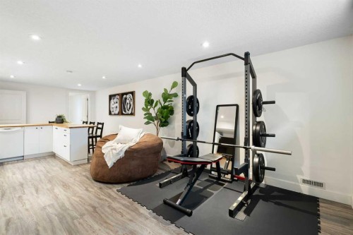 4823 Waverley Drive Sw, Calgary, AB - Indoor