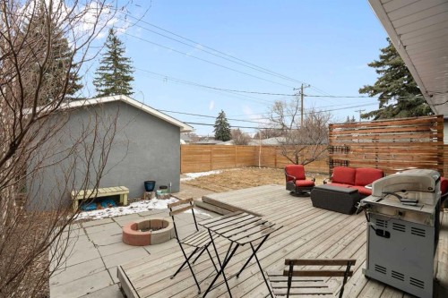 4823 Waverley Drive Sw, Calgary, AB - Outdoor With Deck Patio Veranda