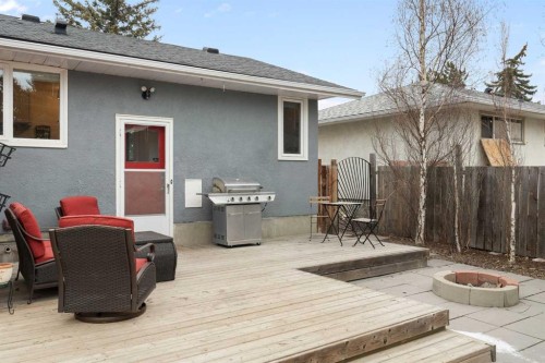 4823 Waverley Drive Sw, Calgary, AB - Outdoor With Deck Patio Veranda With Exterior