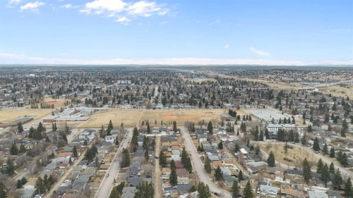 4823 Waverley Drive Sw, Calgary, AB - Outdoor With View