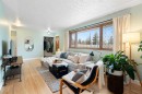 4823 Waverley Drive Sw, Calgary, AB  - Indoor Photo Showing Living Room 