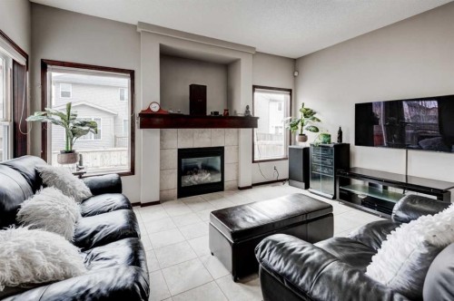 42 Everoak Green Sw, Calgary, AB - Indoor Photo Showing Living Room With Fireplace