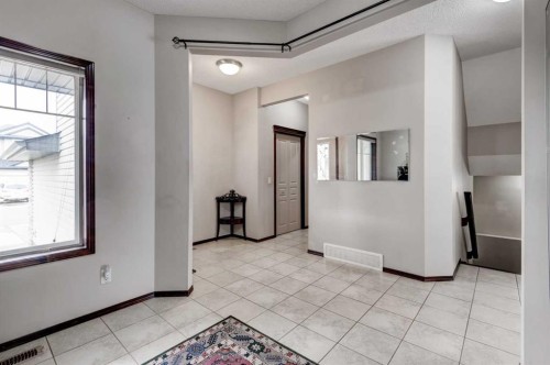 42 Everoak Green Sw, Calgary, AB - Indoor Photo Showing Other Room