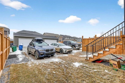 94 Wolf Gate Nw, Okotoks, AB - Outdoor