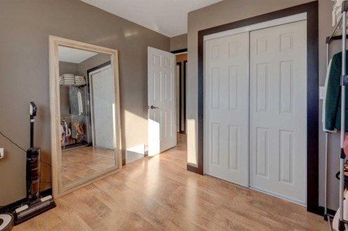 823 Bankview Drive, Drumheller, AB - Indoor Photo Showing Other Room