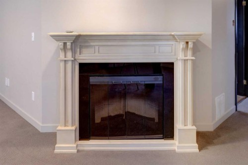 823 Bankview Drive, Drumheller, AB - Indoor Photo Showing Other Room