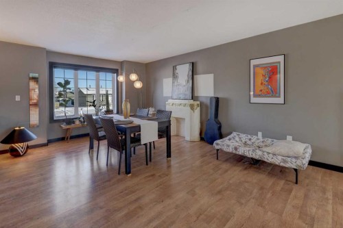 823 Bankview Drive, Drumheller, AB - Indoor