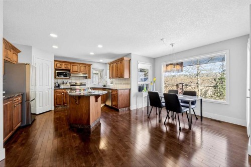 46 Discovery Ridge Road Sw, Calgary, AB - Indoor