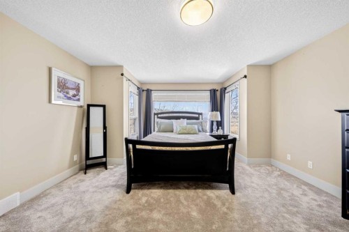 46 Discovery Ridge Road Sw, Calgary, AB - Indoor Photo Showing Bedroom