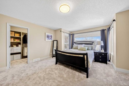 46 Discovery Ridge Road Sw, Calgary, AB - Indoor Photo Showing Bedroom