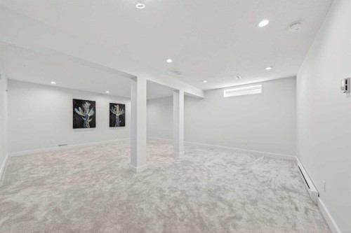 46 Discovery Ridge Road Sw, Calgary, AB - Indoor Photo Showing Other Room