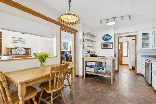 2363 23 Street Nw, Calgary, AB - Indoor Photo Showing Dining Room