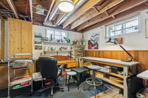 2363 23 Street Nw, Calgary, AB - Indoor Photo Showing Other Room